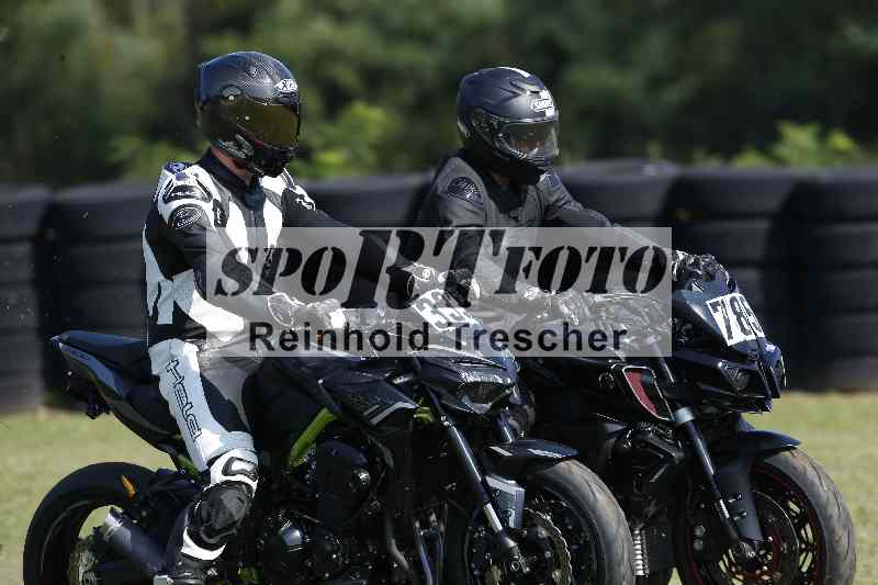 /44 09.08.2025 Plüss Moto Sport ADR/Freies Fahren/333